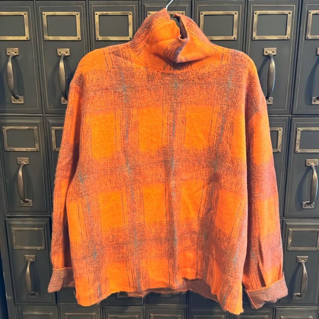 Jnby Sweater